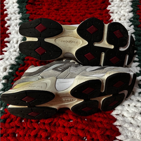 New Balance 9060 - Picture 6 of 8